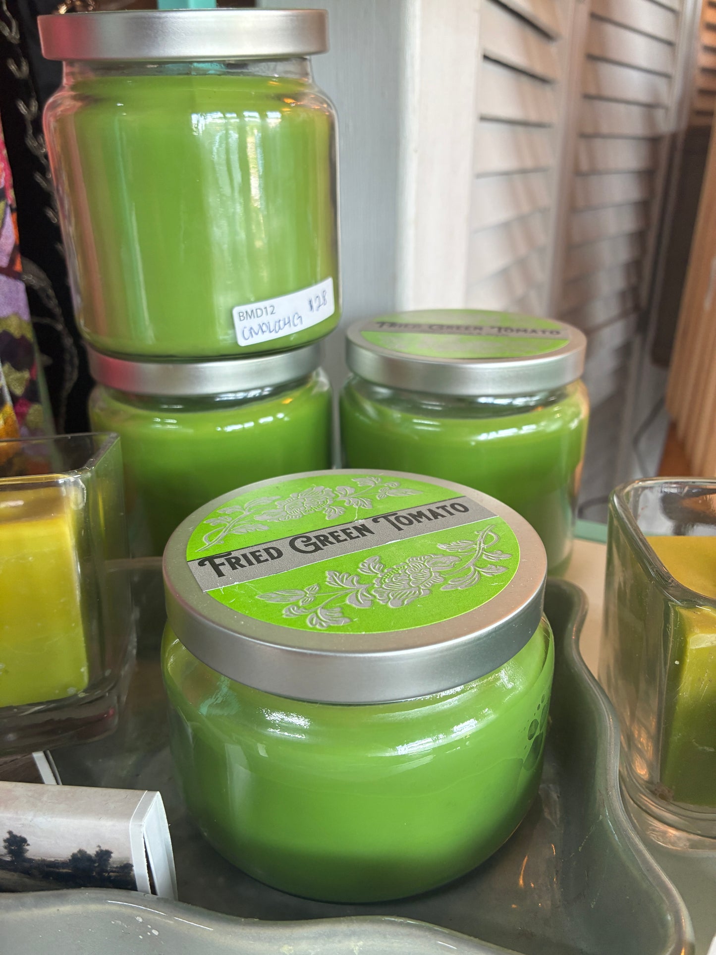 Fried Green Tomato Texas General Square Candle | Melon, Peach and Green Apple Scent