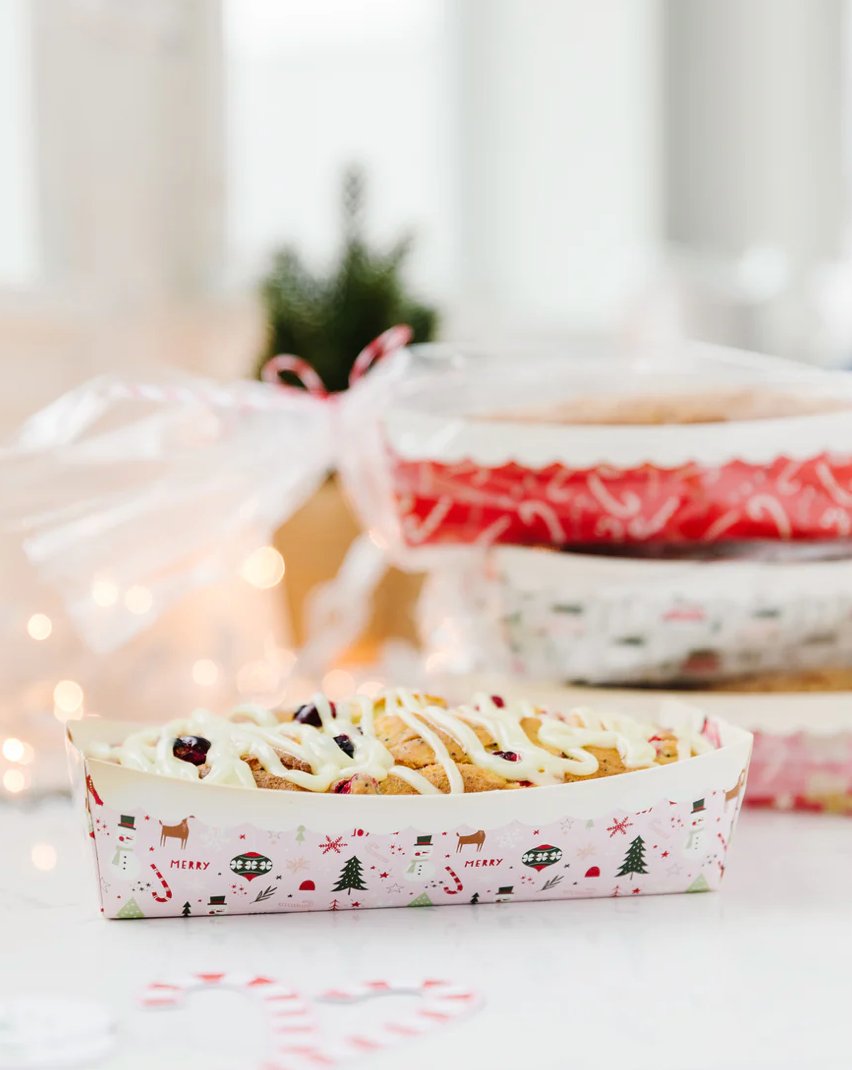 These mini loaf pan are perfect for baking bread or small cakes. Great for baking homemade gifts for friends and family, the holidays, or hostess gifts for dinner parties