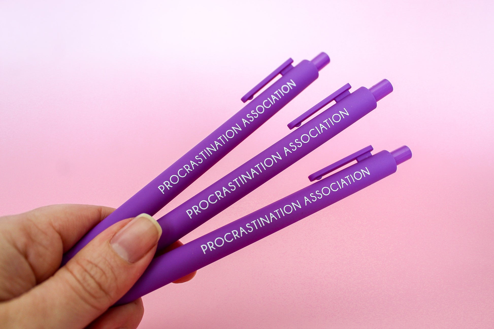Procrastination notepad
Funny notepad gift
Humorous desk accessory
Gift for procrastinators
Procrastinator stationery
Witty notepad for work
5x7 to-do list pad
Tear-off notepad
Full-color notepad
Made in USA stationery
Funny gifts for coworkers
Office desk humor
Productivity notepad
Lighthearted notepad gift
Gift for overthinkers