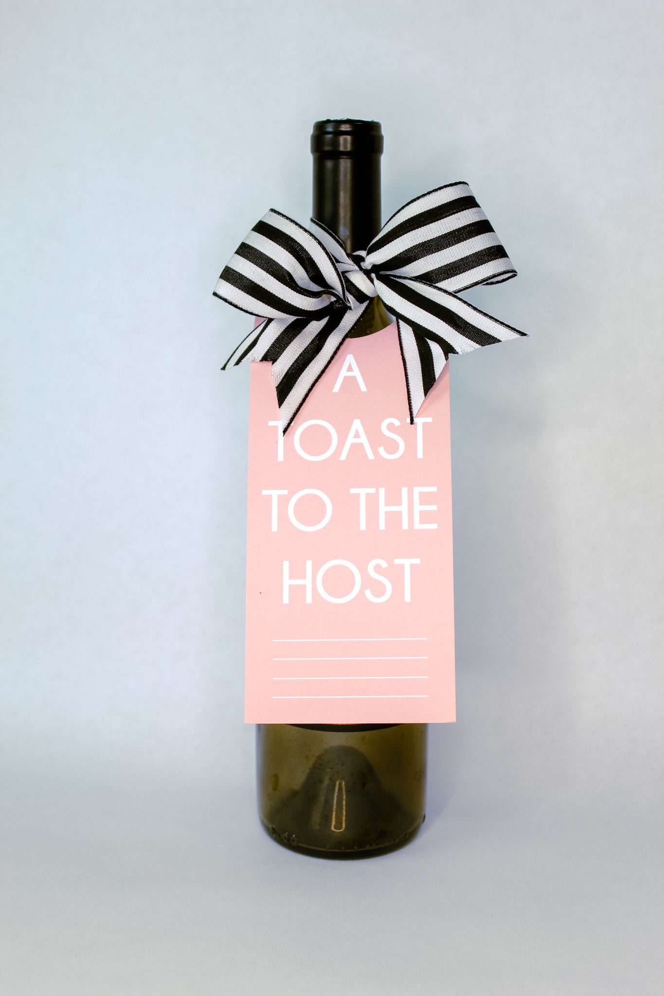 hostess gift with our 'A Toast to the Host' Bottle Neck Gift Tags